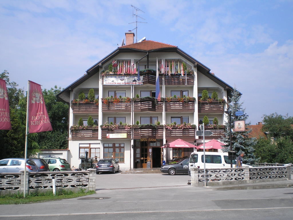 Hotel Krona Domžale Exteriér fotografie